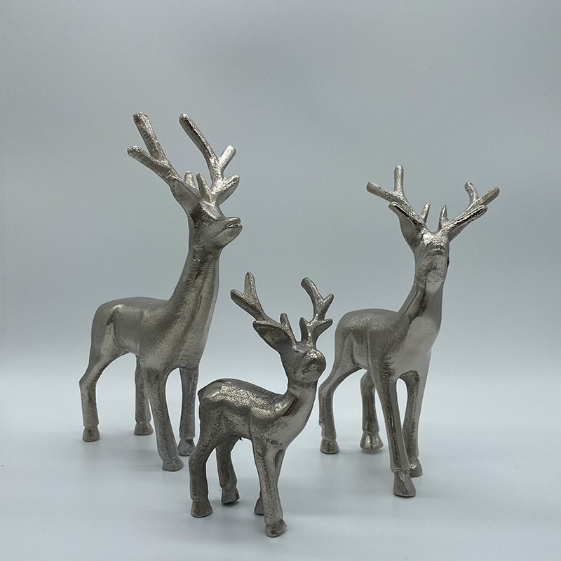 LieblingsIdeen für nachhaltige Weihnachtsdeko - Hirsche in Silber